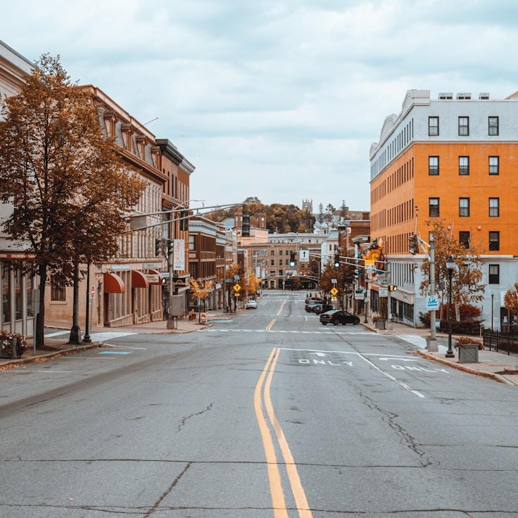 Sophie Dubois - Expat family life guide in France